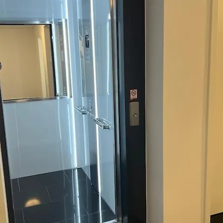 Apartamento Exklusive 2 Mit Hochwertigen Mobeln Bergisch Gladbach