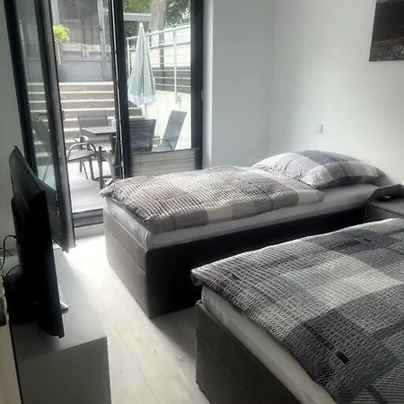 Exklusive 2 Mit Hochwertigen Mobeln